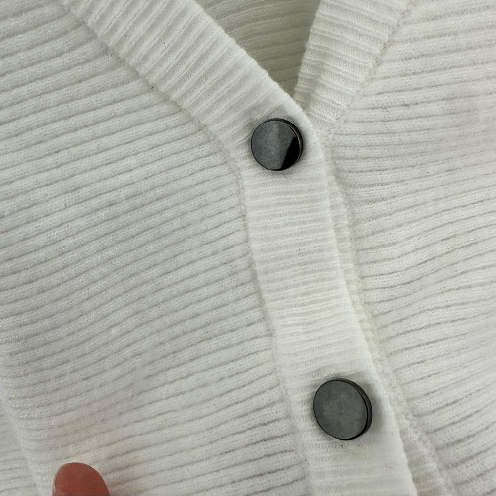 Tahari Cardigan - Picture 3 of 6